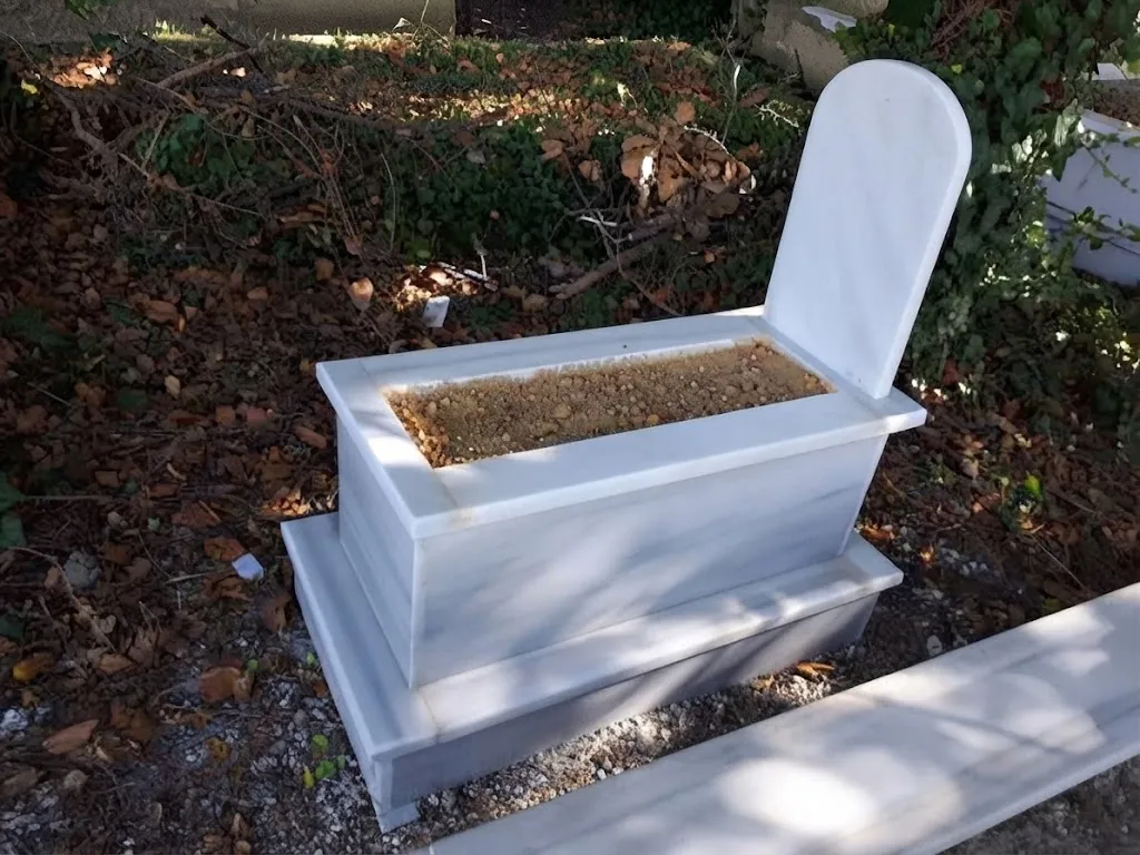 Bebek Mezarı 05
