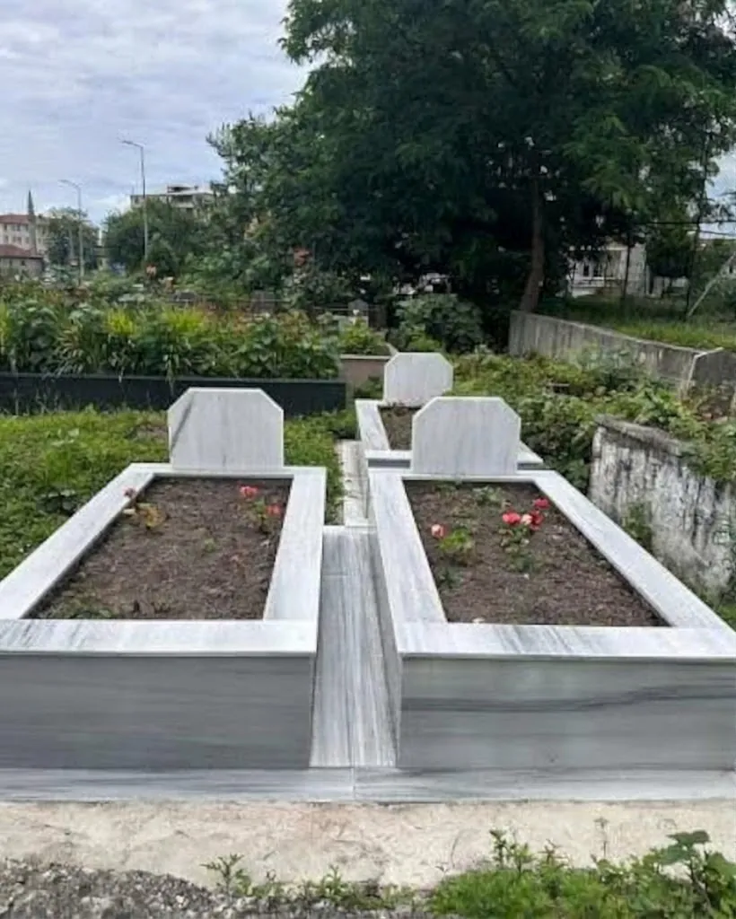 Marmara Mermer Mezar 18