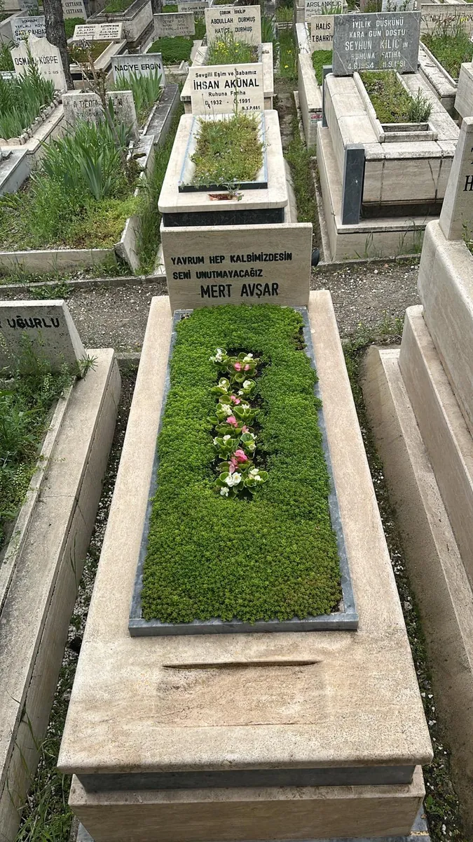 Mezar Peyzaj Örneği 08